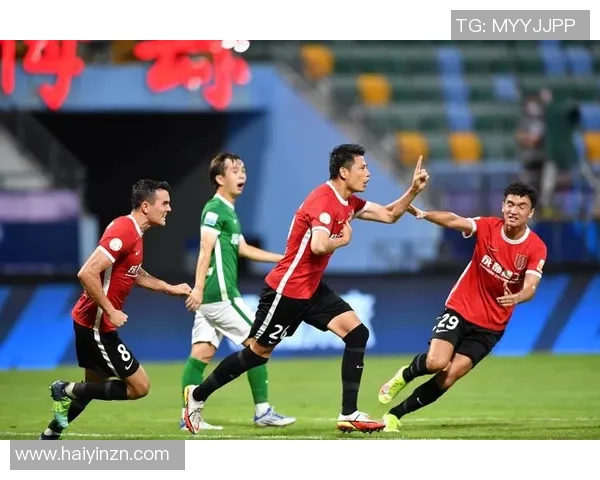 成都足球队节奏争议引发热议球迷与专家观点碰撞激烈